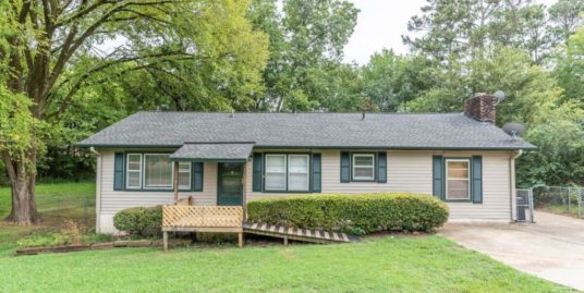 100 Freeman St, Starkville, MS 39759