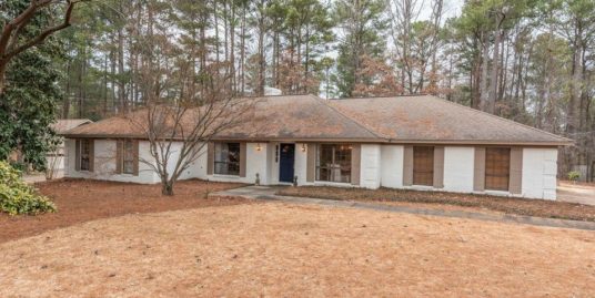 622 Sherwood Rd, Starkville, MS 39759