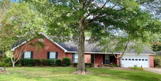 112 Bellwood Dr, Starkville MS 39759