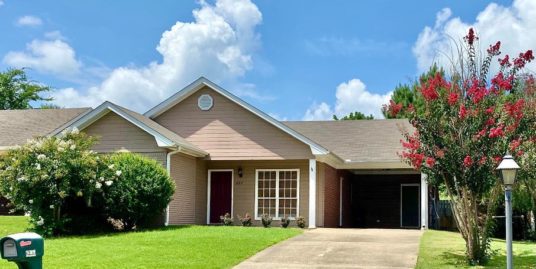 222 Clements Ave, Starkville, MS 39759