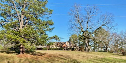 714 Hwy 182 W (Dr MLK Jr Dr W), Starkville, MS 39759