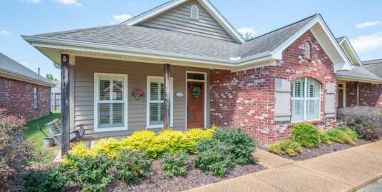 204 Hummingbird Ln, Starkville, MS 39759